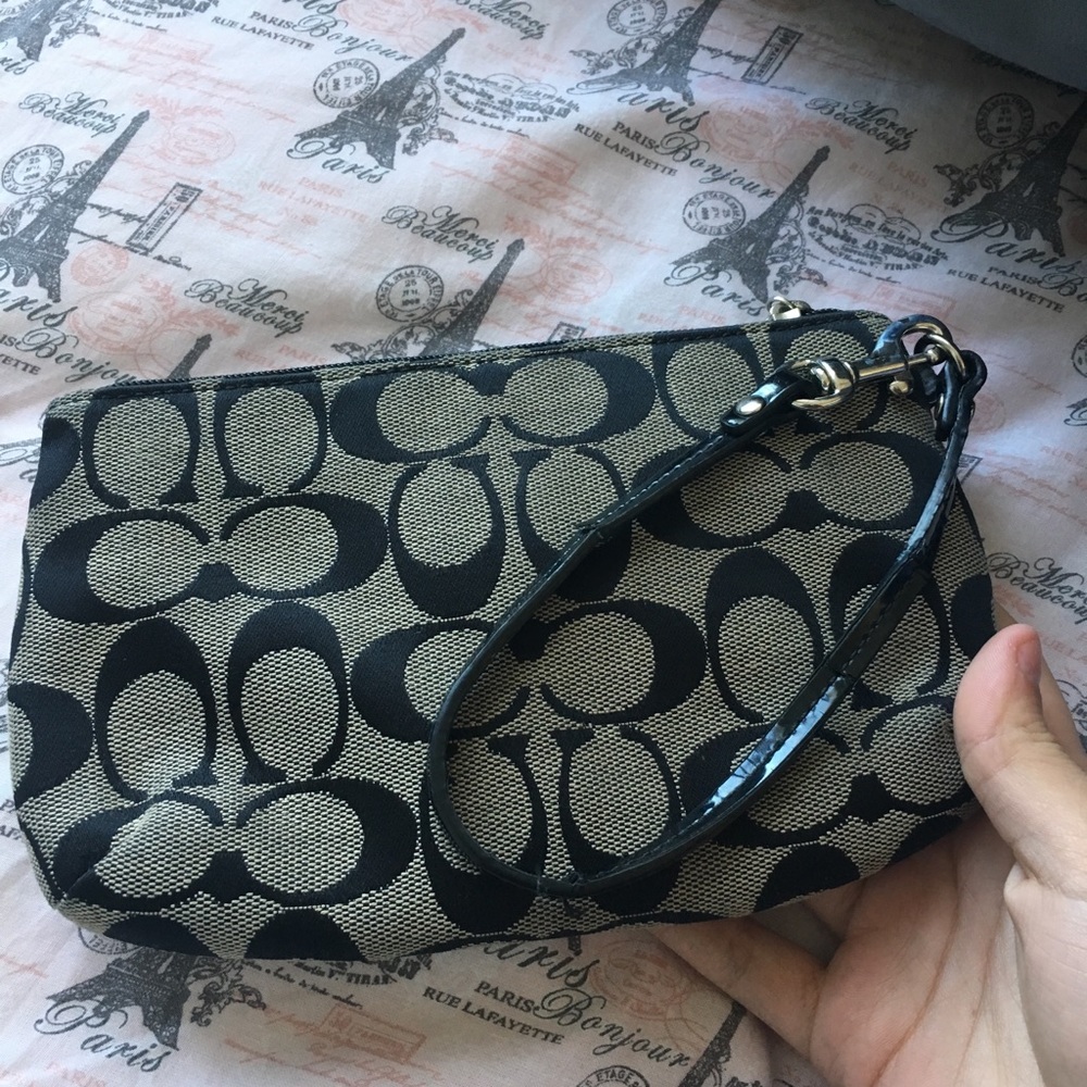 Authentic Coach Wallet - Picture 2 of 4